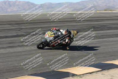 media/Jan-16-2026-CVMA Friday Practice (Fri) [[6f2bf47531]]/5-Racer 4-Trackday1/Session 2 (Bowl)/